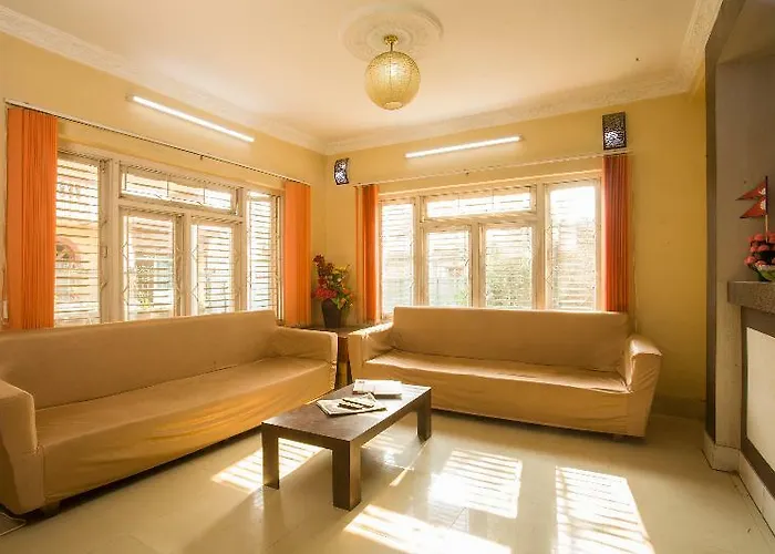 Oyo 145 Sirahali Khusbu &lodge Hotel